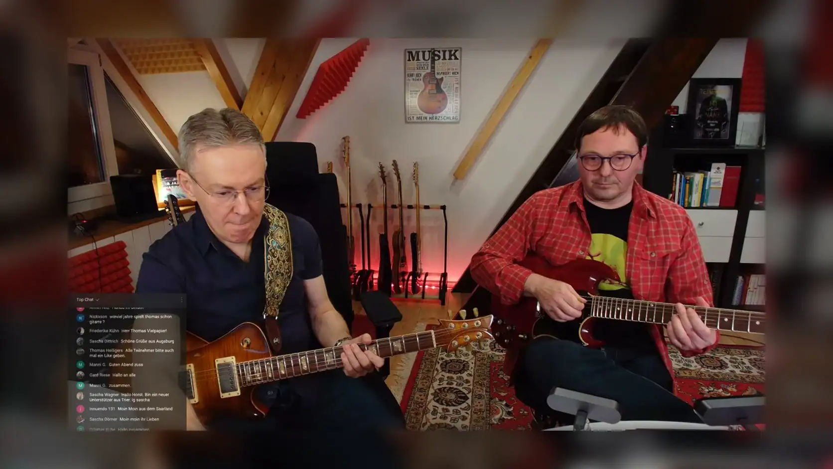 Rhythmische Unterteilung: Horst Keller und Thomas Manitta spielen gemeinsam Gitarre